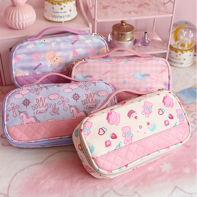 where to find cute makeup bags