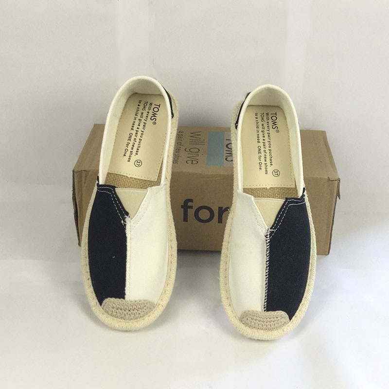 toms canvas shoes