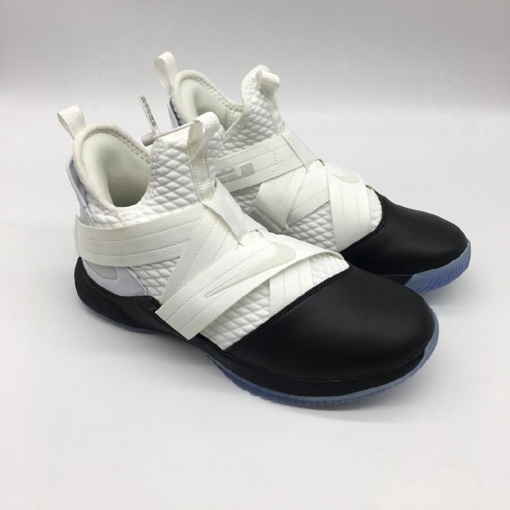 lebron velcro basketball shoes