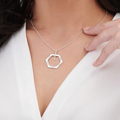 necklaces for girlfriend with name