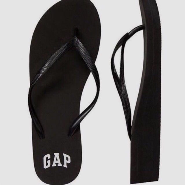 gap flip flops womens