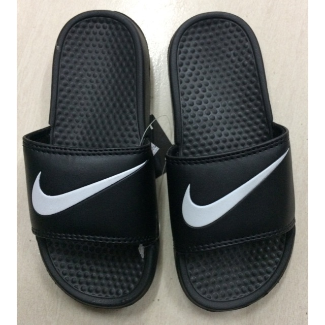 kids nike slippers