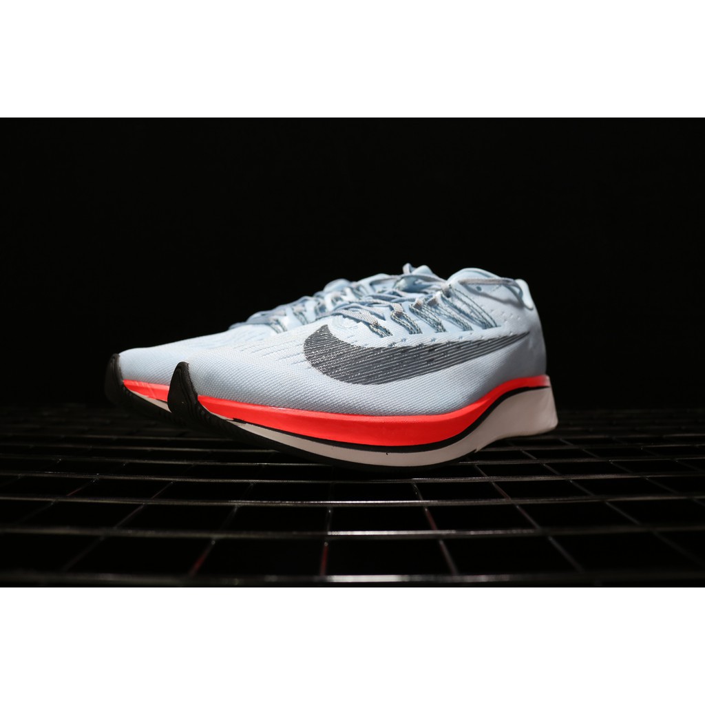 nike zoom vaporfly 4 black