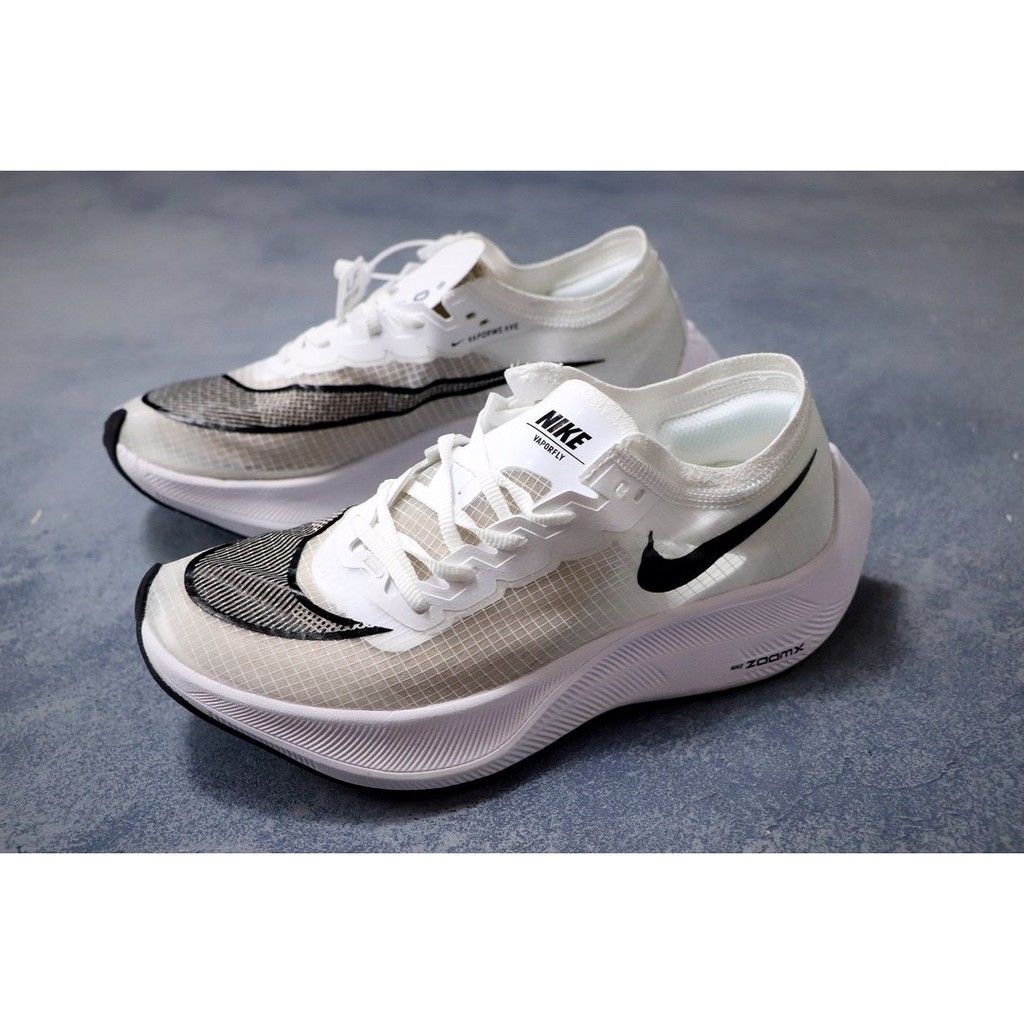 nike zoom x vaporfly