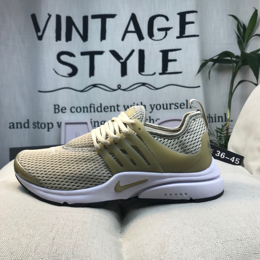 women's presto fly running sneakers