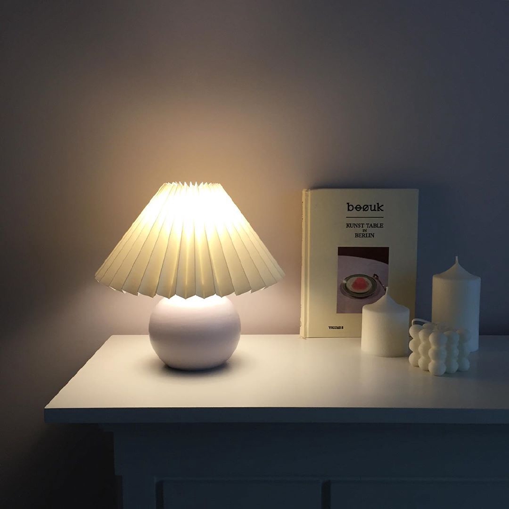 pleated table lamp