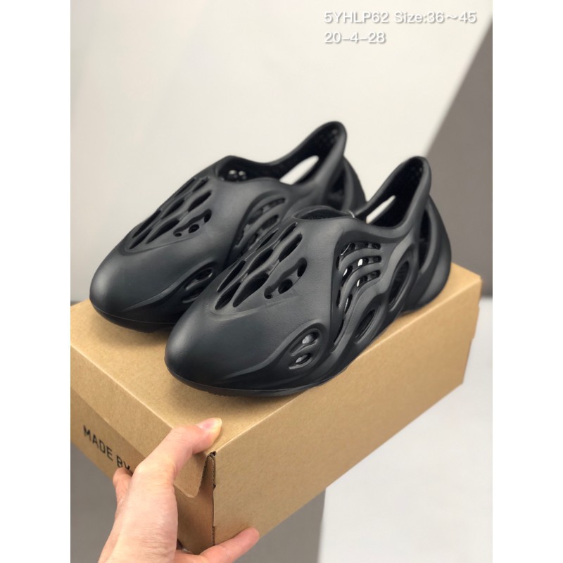 yeezy foam runner release date