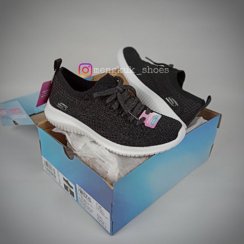 skechers ultra flex silver surfing