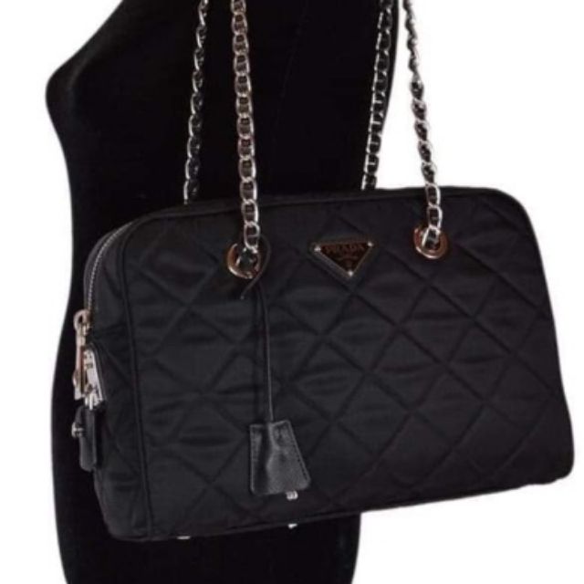 prada quilted shoulder bag