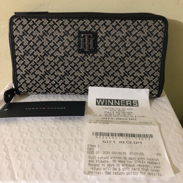 tommy hilfiger wallet fake