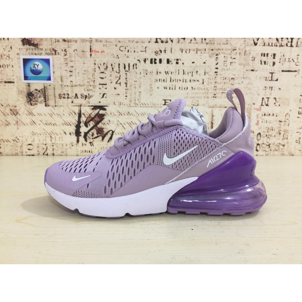 light purple nike running shoes