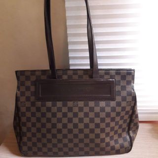 deals on designer bags