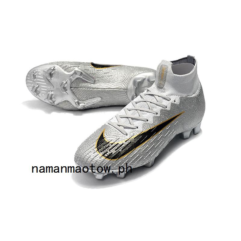 high top soccer shoes