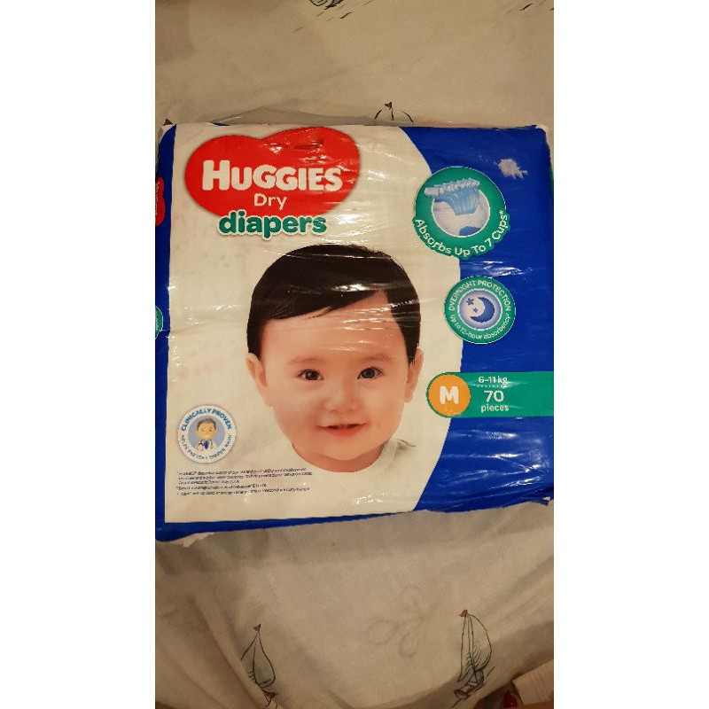 Huggies Dry Diaper Medium Tape 70pcs Shopee Philippines