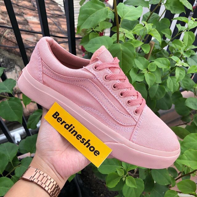 vans peach color