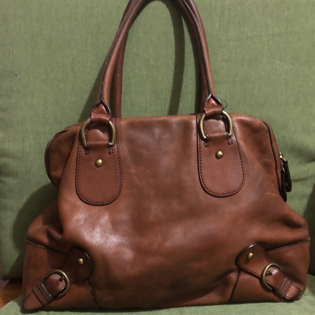 banana republic sling bag