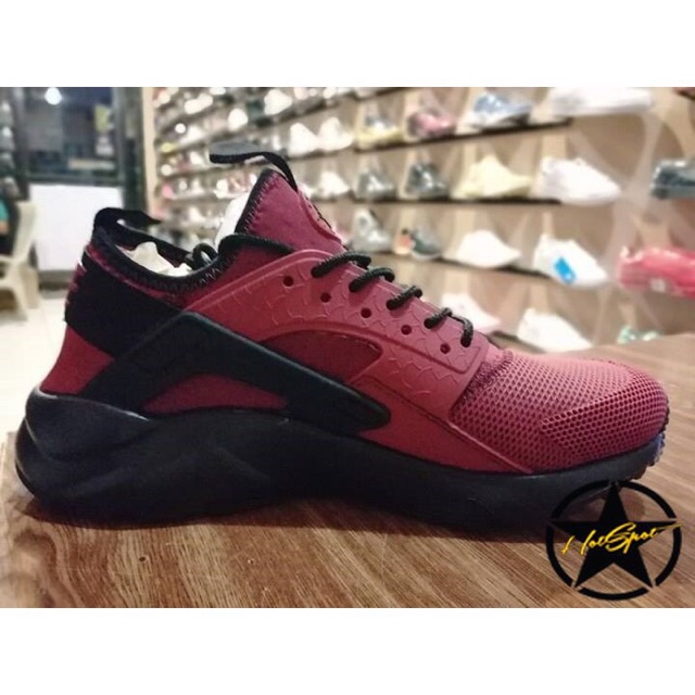 nike huarache ultra black and red