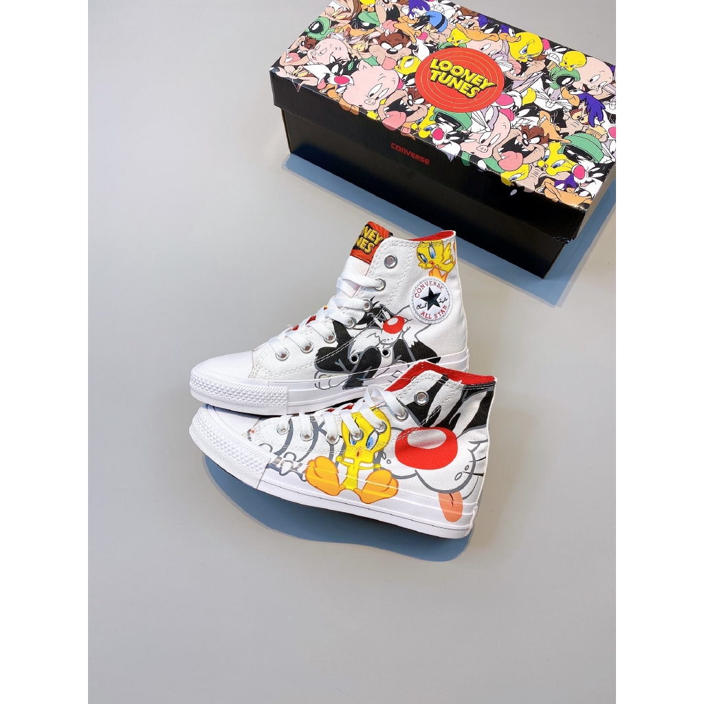 converse looney tunes