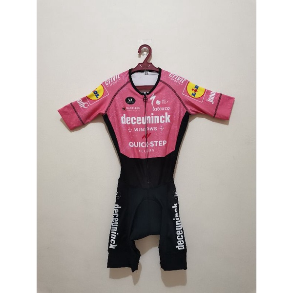 womens bike top