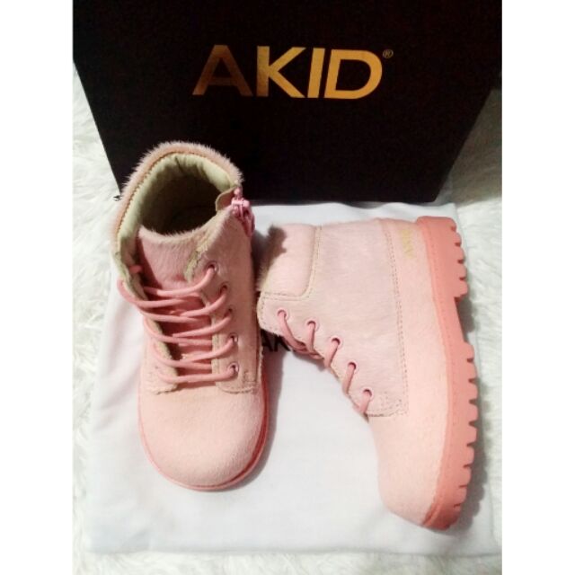 akid shoes