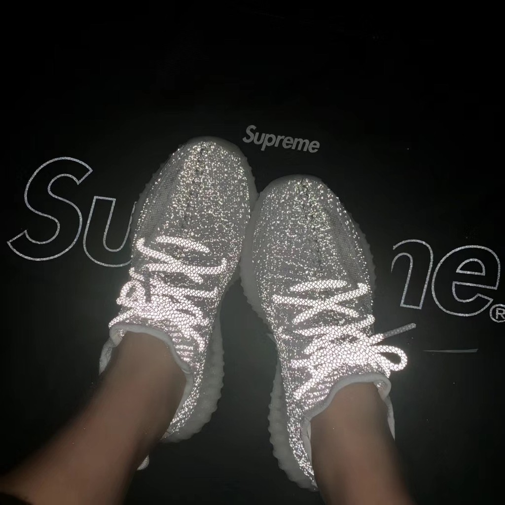 yeezy v2 static 3m