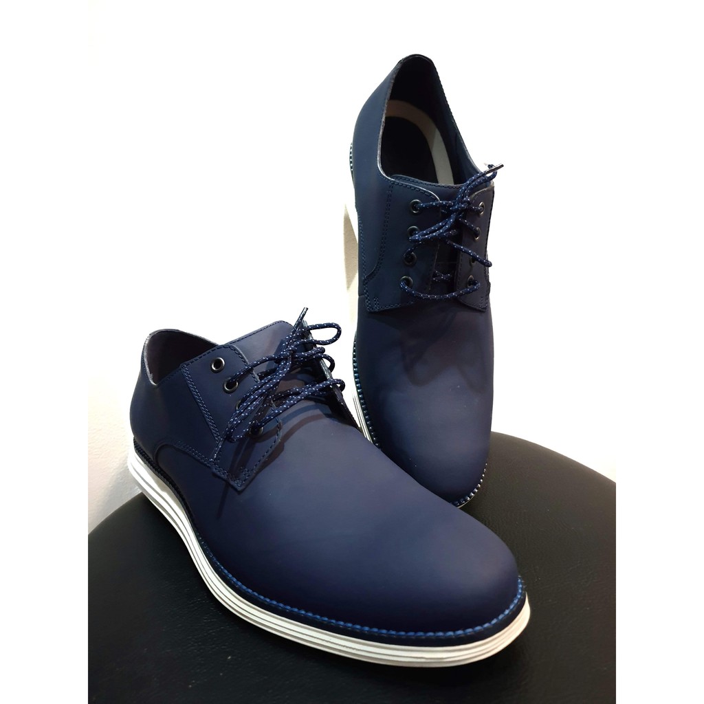 cole haan original grand plain toe