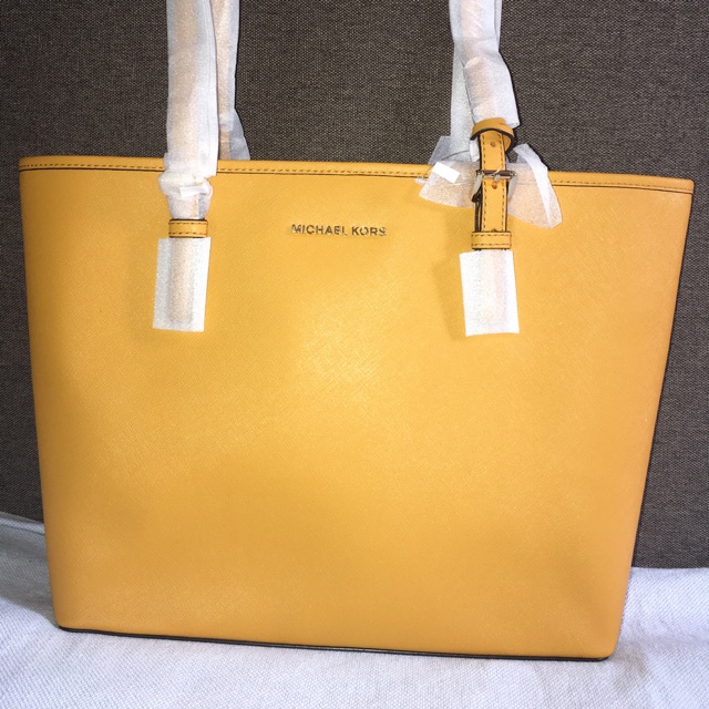 michael kors bag tag