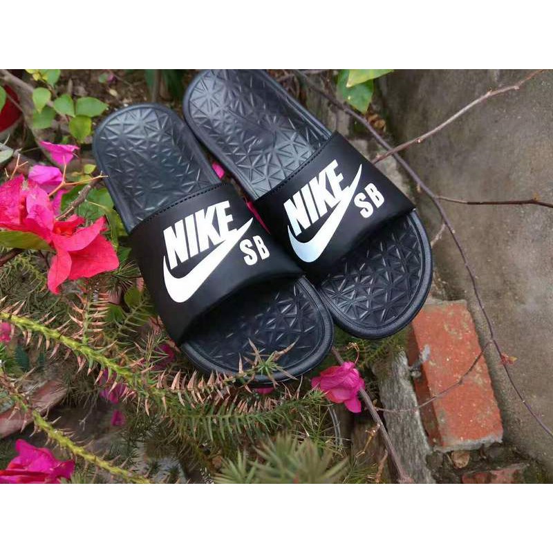 nike sb flip flops