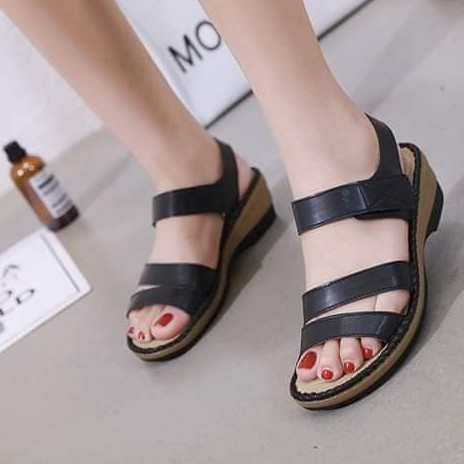 ladies sandal new fashion
