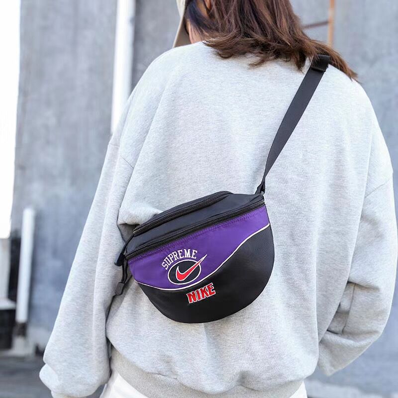 nike supreme shoulder bag