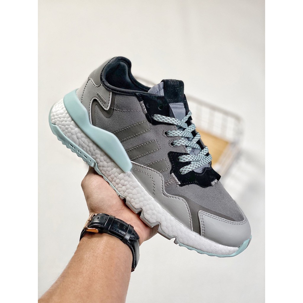 jogger sports shoes