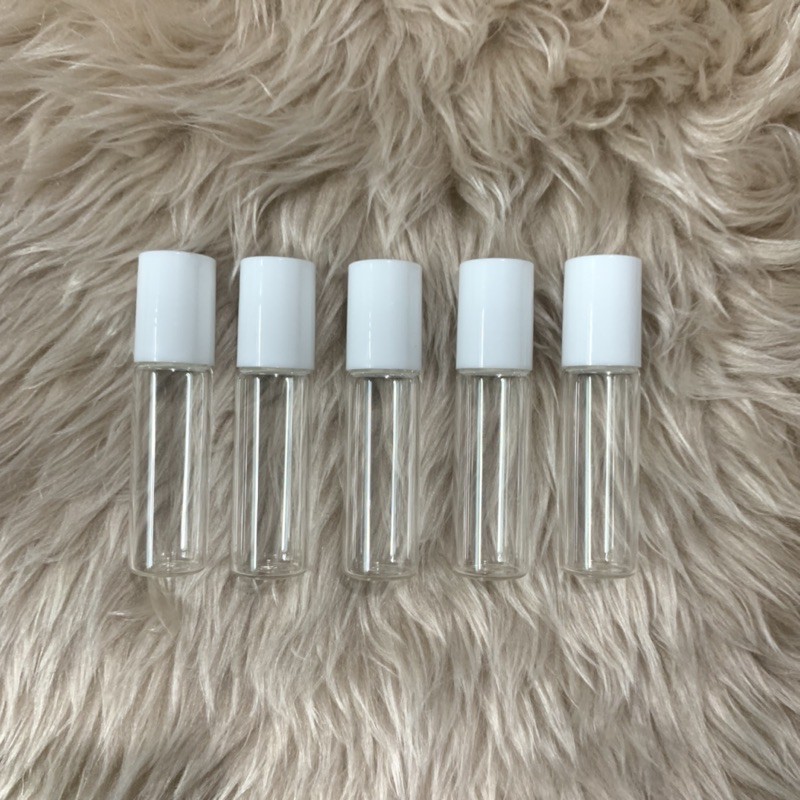 WHITE ONLY PLS READ DESCRIPTION 1 piece 5ml mini roller