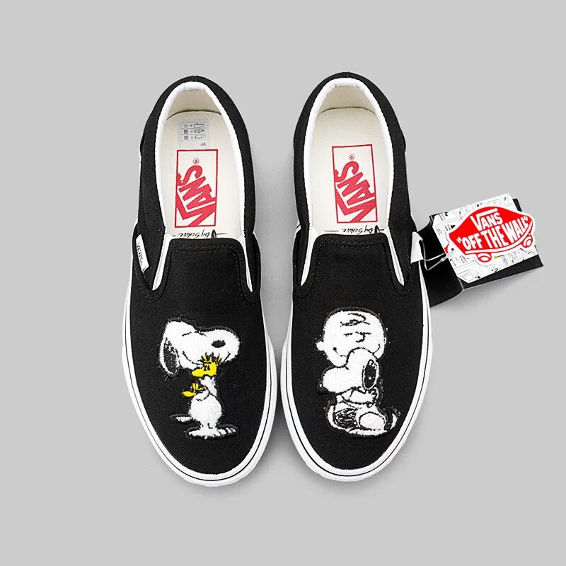 vans snoopy slip on