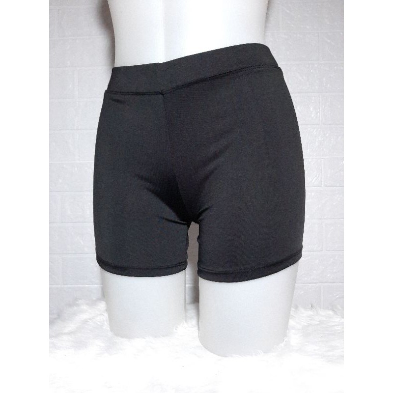 plain cycling shorts