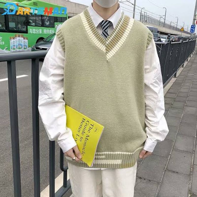 knitted vest