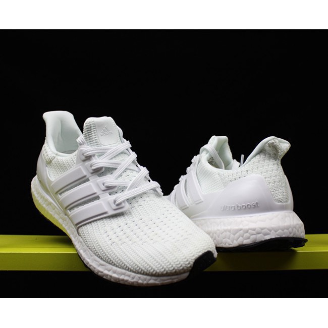 womens white ultra boosts