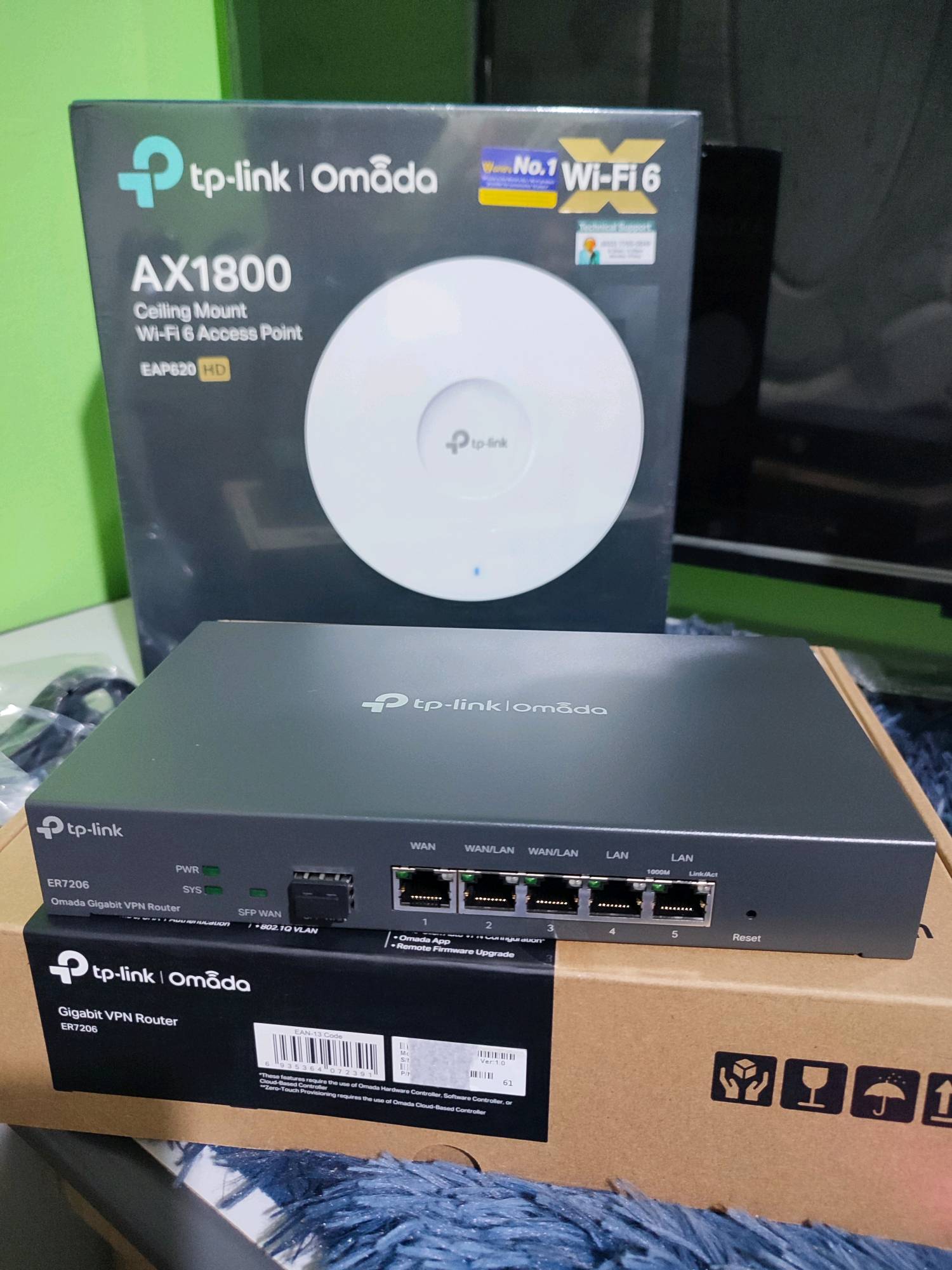 新しい季節 TP-LINK Omada AX1800 デュアルバンド シーリング Wi-Fiアクセスポイント EAP620 HD EU