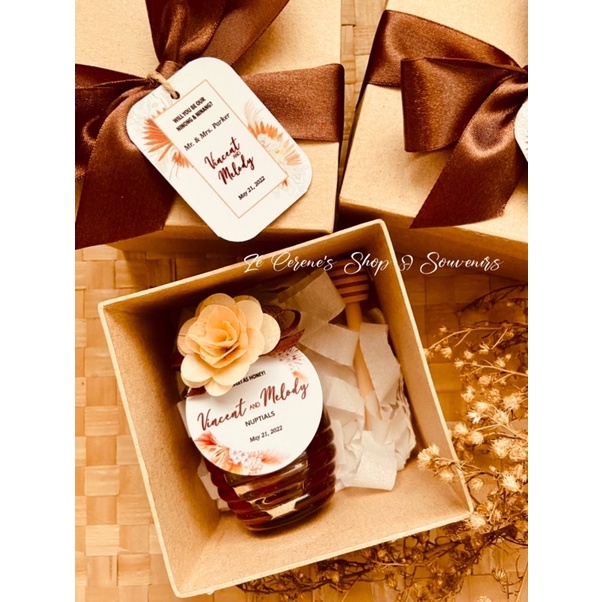 Rustic Boho Theme Wedding Souvenirs for Godparents Pure honey in gift ...