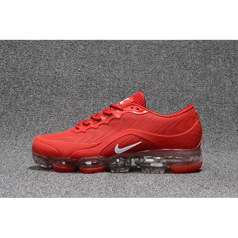 ladies vapormax plus