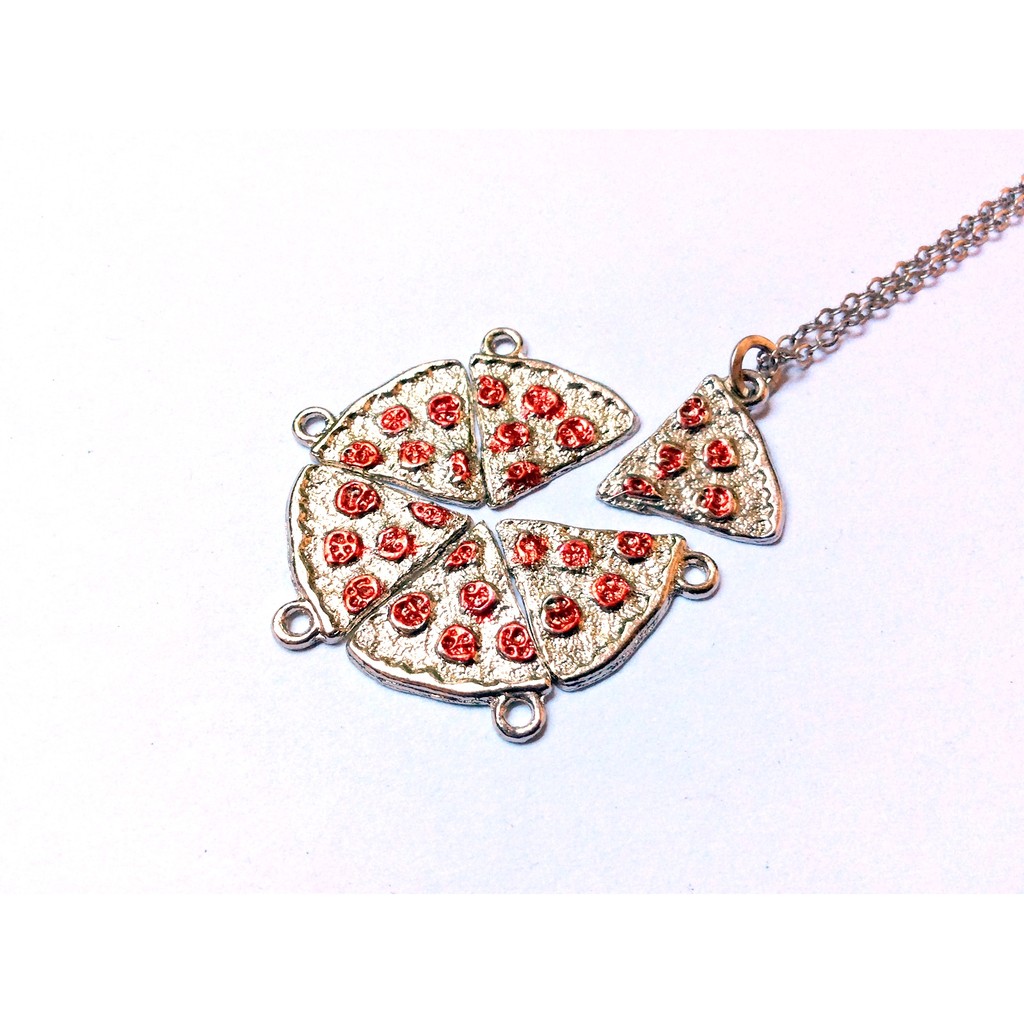 pizza necklace