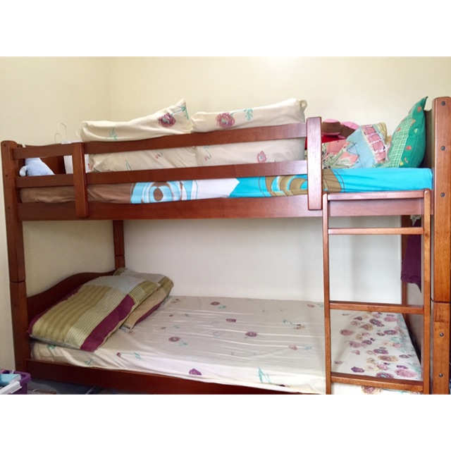 double deck bed