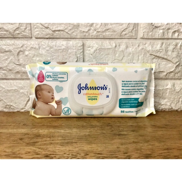 johnson's cottontouch extra sensitive wipes