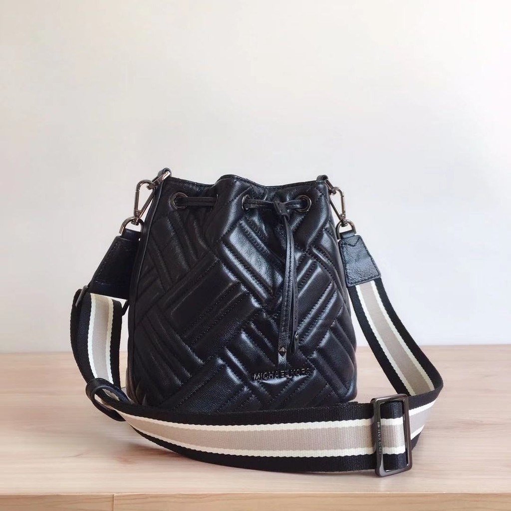 bucket bag mk