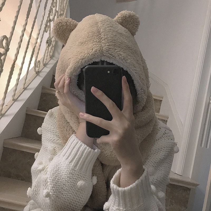 bear hat and gloves