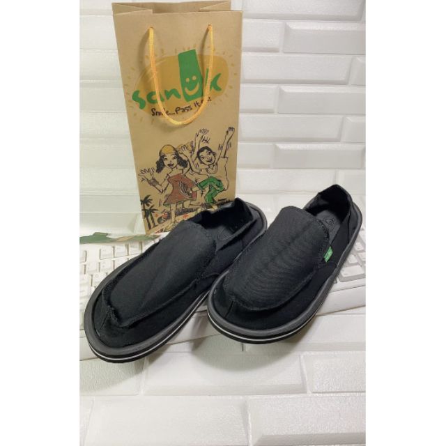 what stores sell sanuk shoes