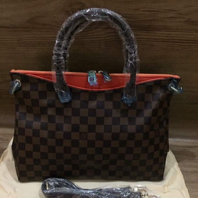 louis vuitton black sling bag