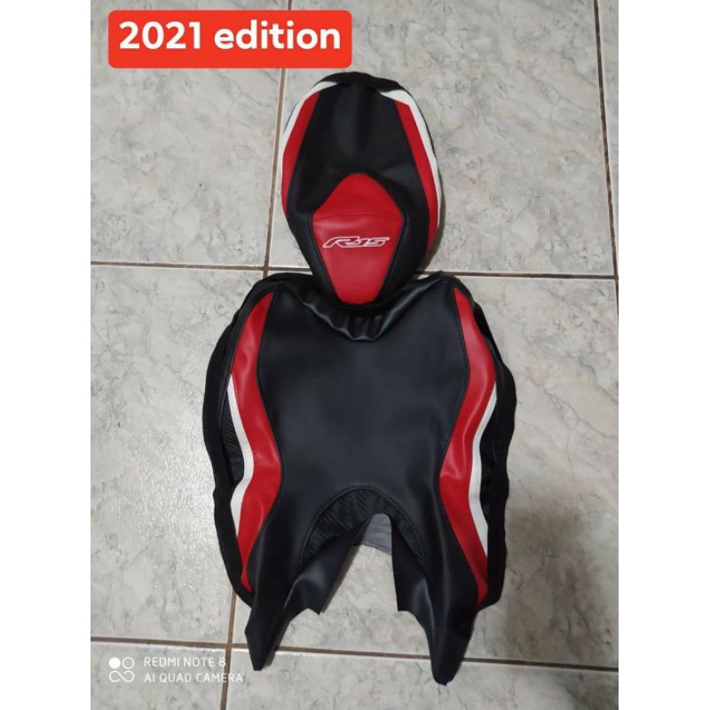 r15 v3 seat cover price