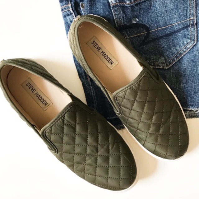 olive steve madden slip on