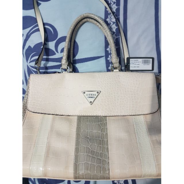 guess peach bag