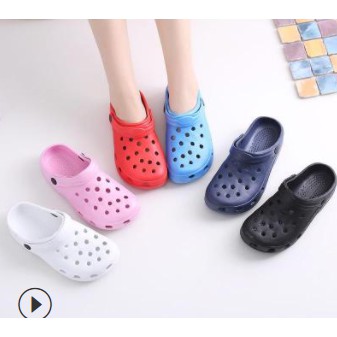 boys slippers size 9